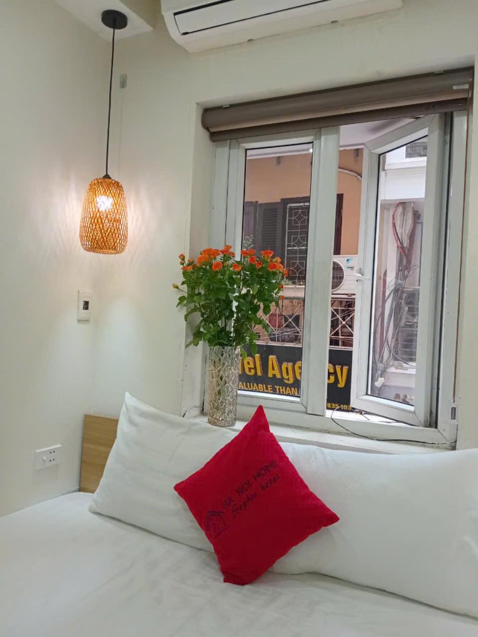 Laura House Hotel Ханой Екстериор снимка